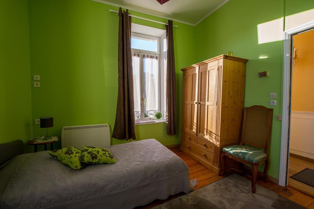 Gites Chateau Comblanchien Екстериор снимка